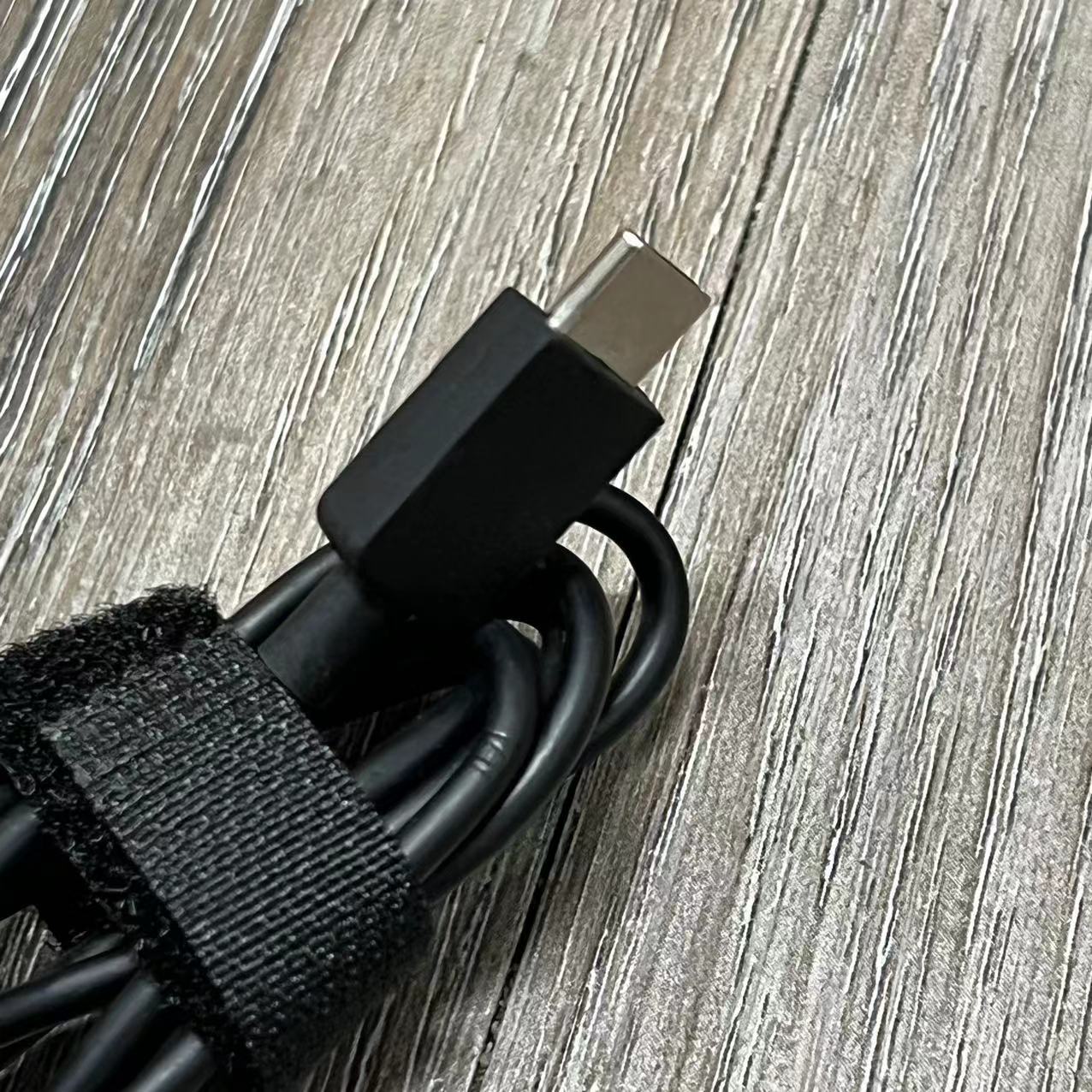 كابل بيانات الشاحن الأصلي لـ S - مراجعة Anc Wireless Over Ear Headphones وسعره